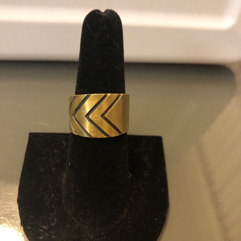 Modern brass ring